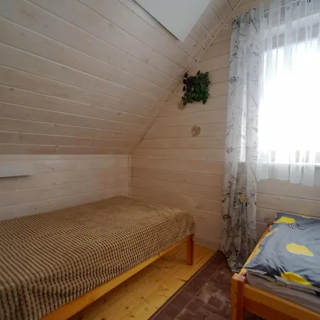 Nowe W Górach Pod Skrzycznym, Koło Szczyrku Szczyrk