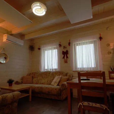 Nowe W Górach Pod Skrzycznym, Koło Szczyrku Apartament *